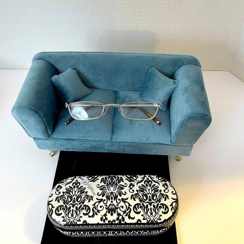 Brighton Hemingway 1.0 Readers with Metal Case